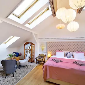 https://kalina-apartments.brnohotels.org