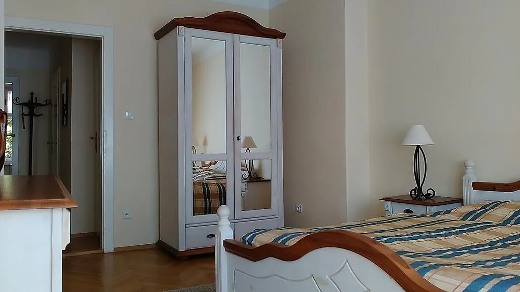 Halada House Apartments Karlovy Vary 0*,  Česká republika